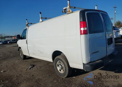 2017 Chevrolet Express 2500 Work Van из США, поврежденный, VIN 1GCWGBFF3H1200180